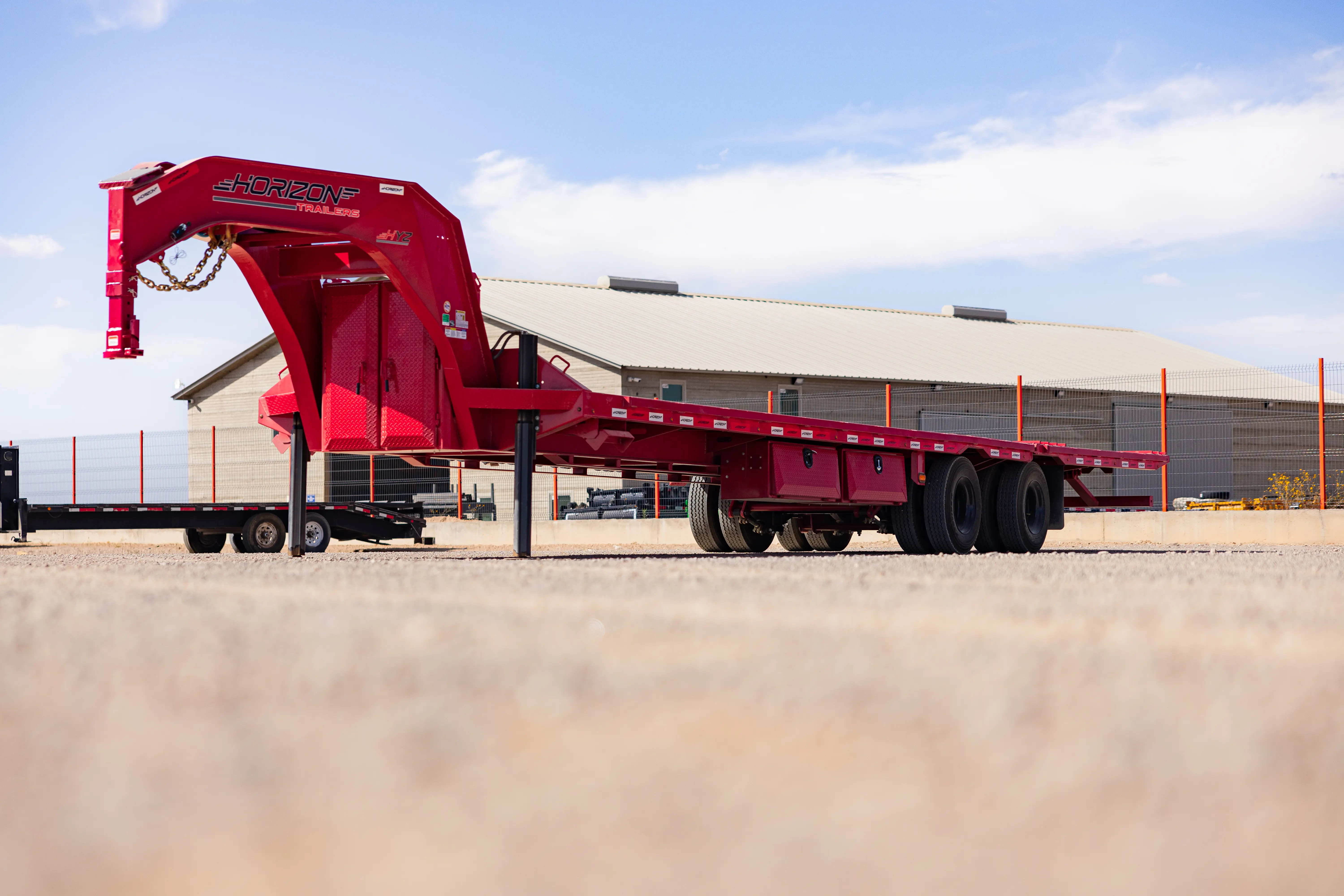 horizon trailers img